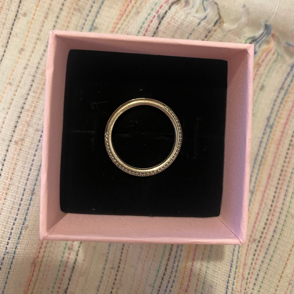 Pandora silver ring